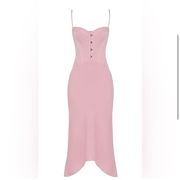 Imogen House of CB - Picture 2 of 5